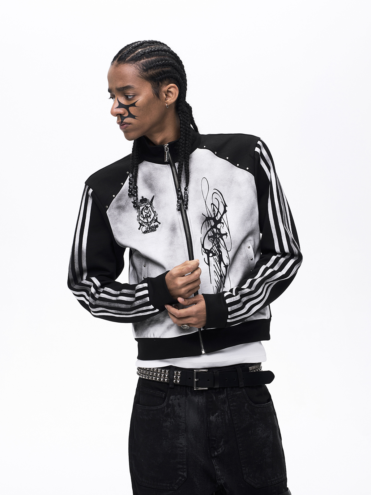 DIRT SPRAY DISTRESSED MOCK NECK ZIP-UP-DIRTY WHITE