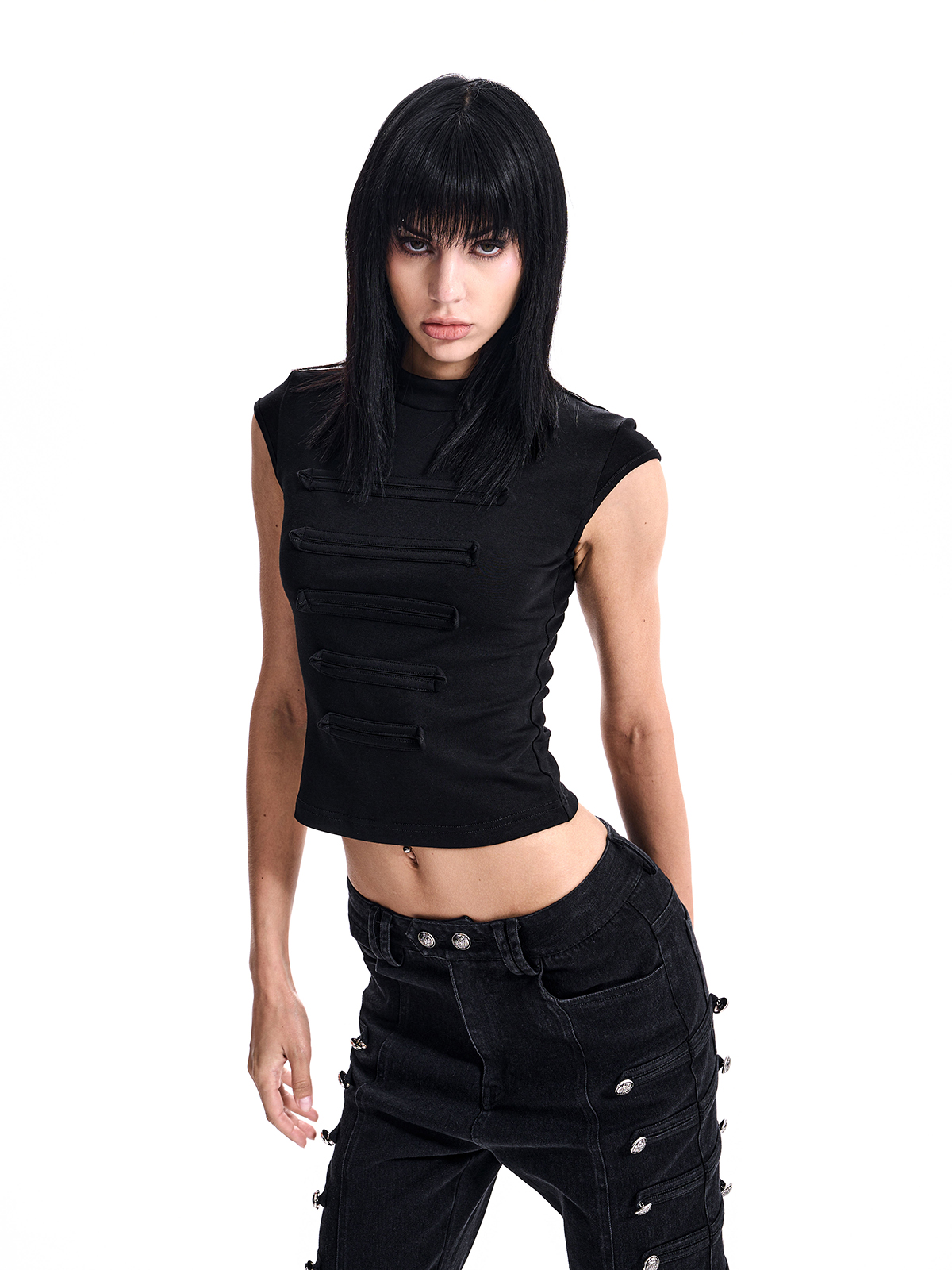 NAPOLEON MOCK NECK SLEEVELESS TOP