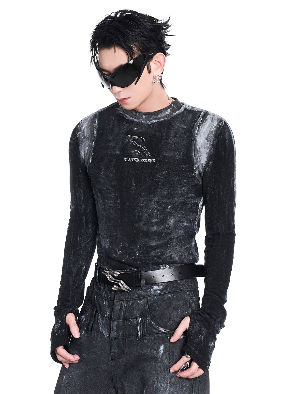 SHADOW ACID WASH MOCK NECK TEE-START EXCEED END