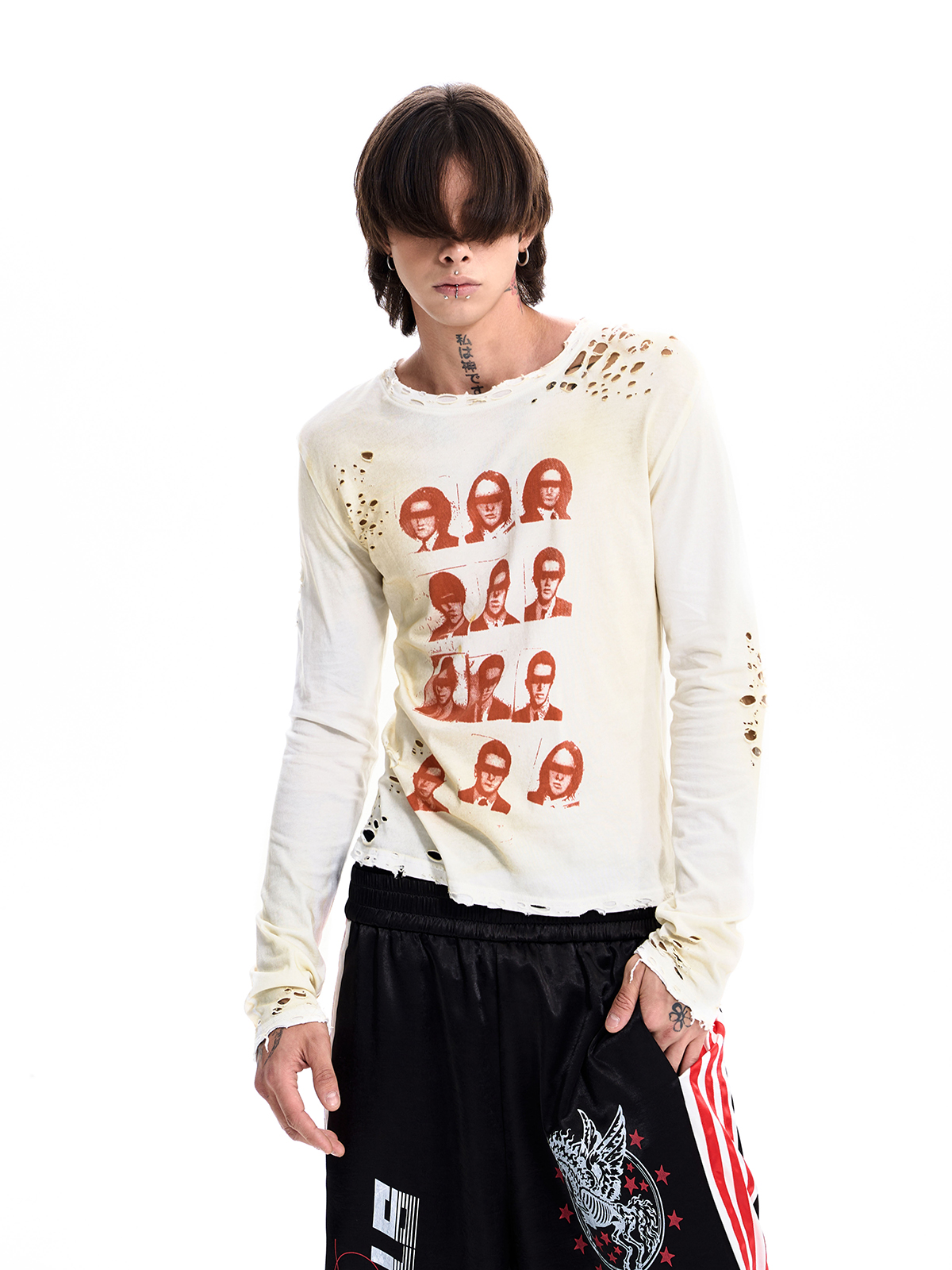 PORTRAIT GRID DESTROYED LONG SLEEVE TEE