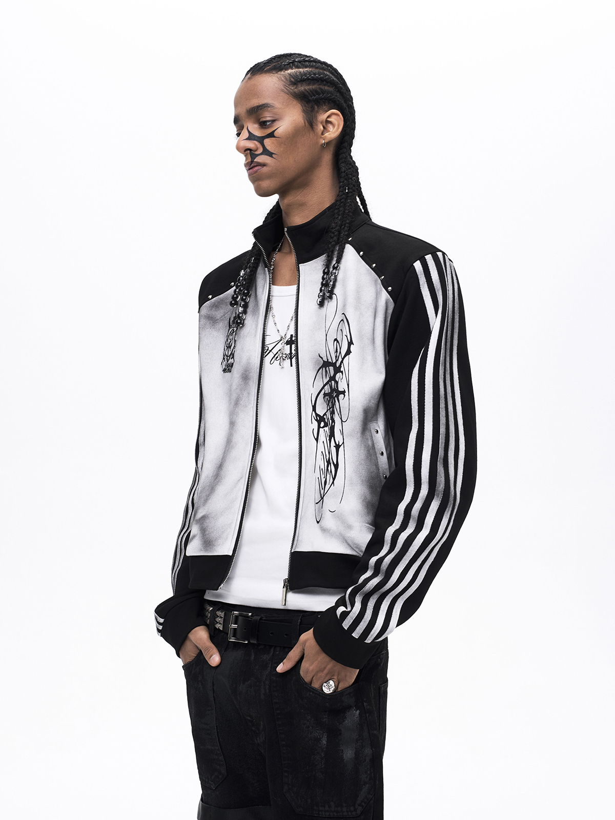 DIRT SPRAY DISTRESSED MOCK NECK ZIP-UP-DIRTY WHITE