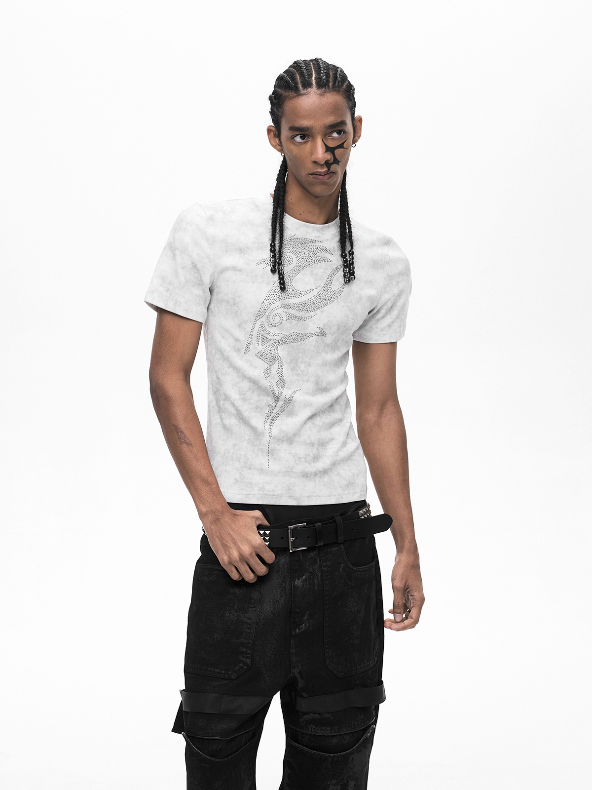 RHINESTONE HORSE DIRTY WASH FITTED TEE