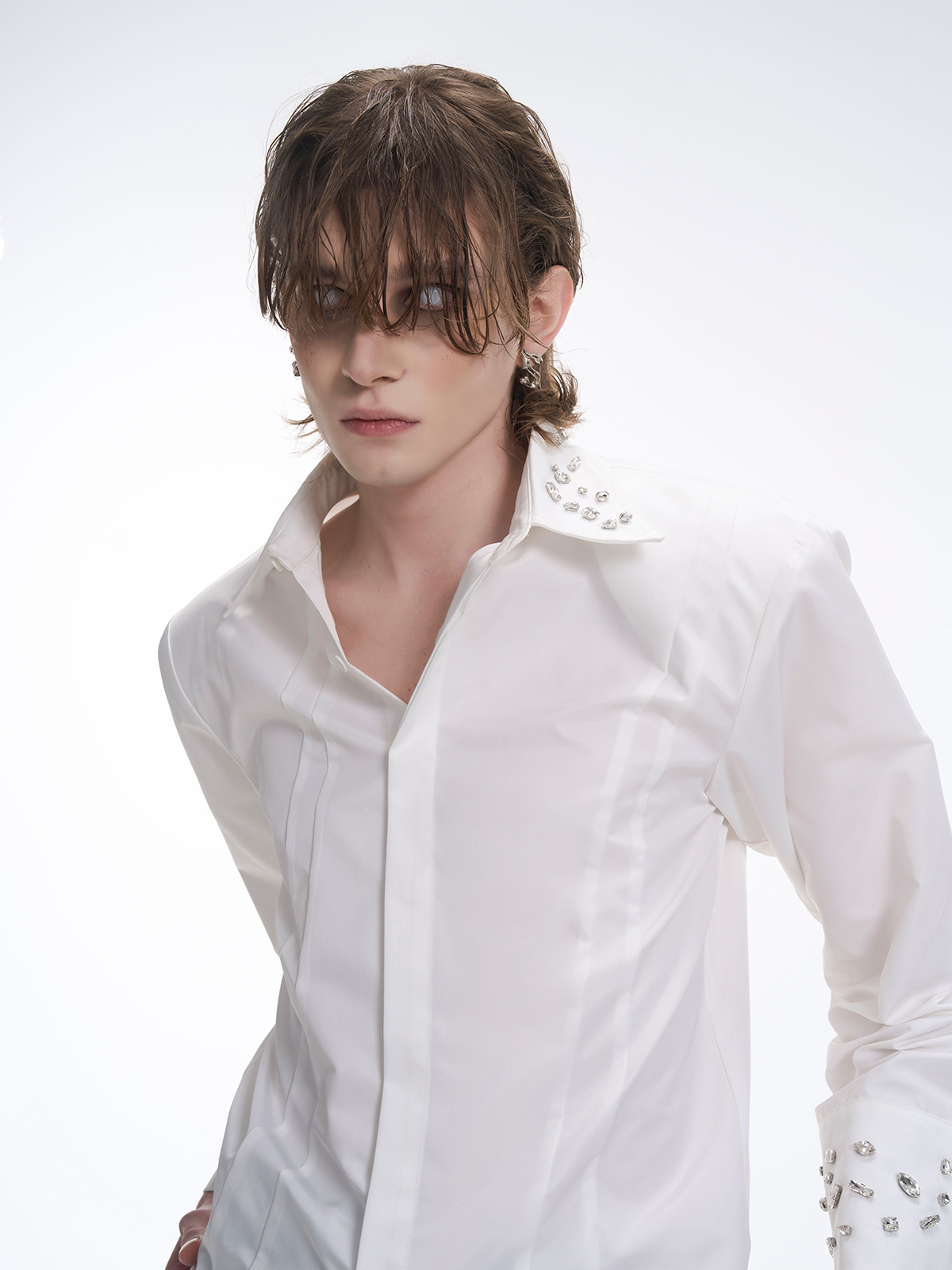 CRYSTAL COLLAR & CUFF CONCEALED PLACKET SHIRT - WHITE-START EXCEED END