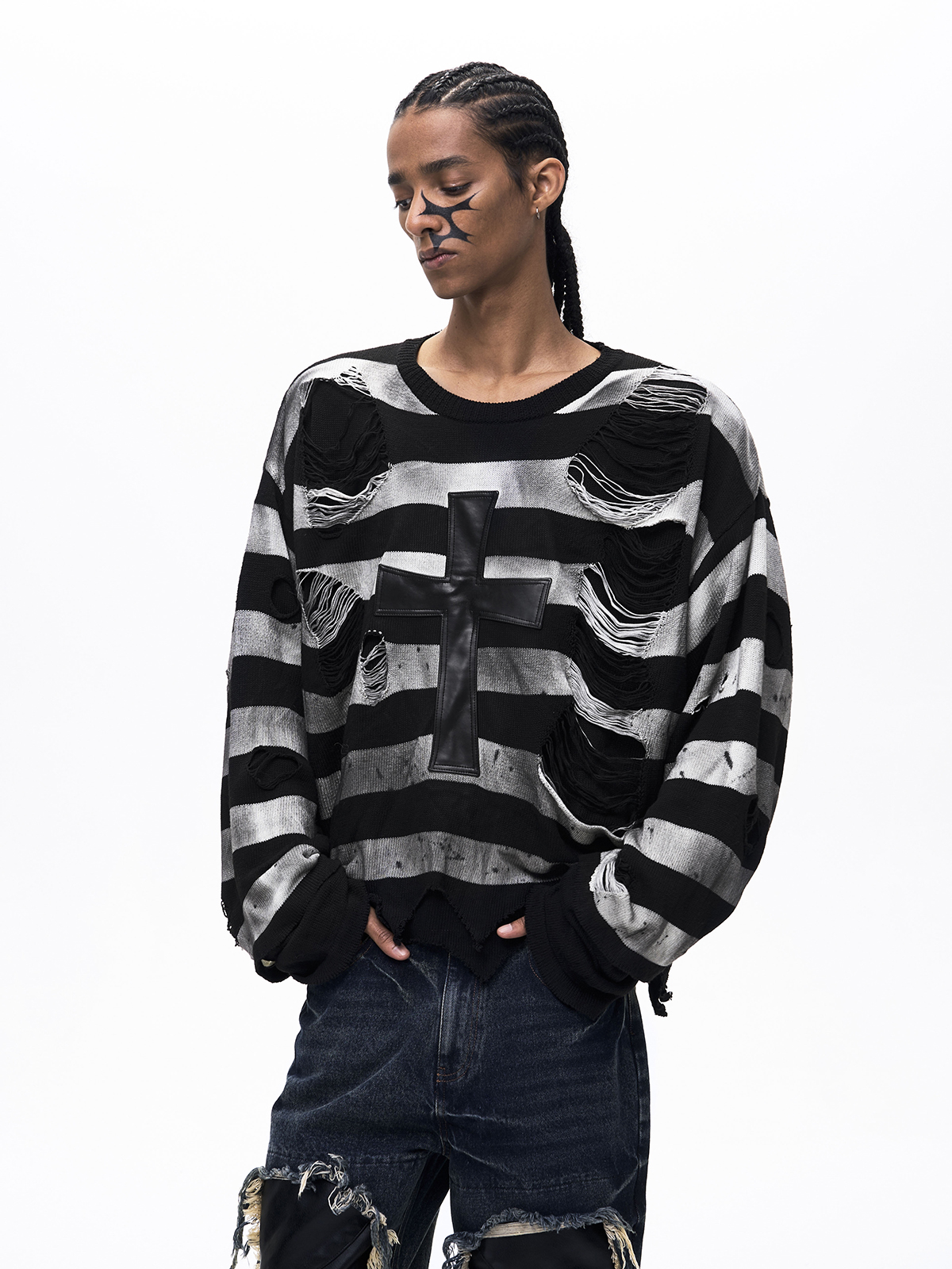 DISTRESSED LEATHER CROSS 2-PIECE KNIT SET