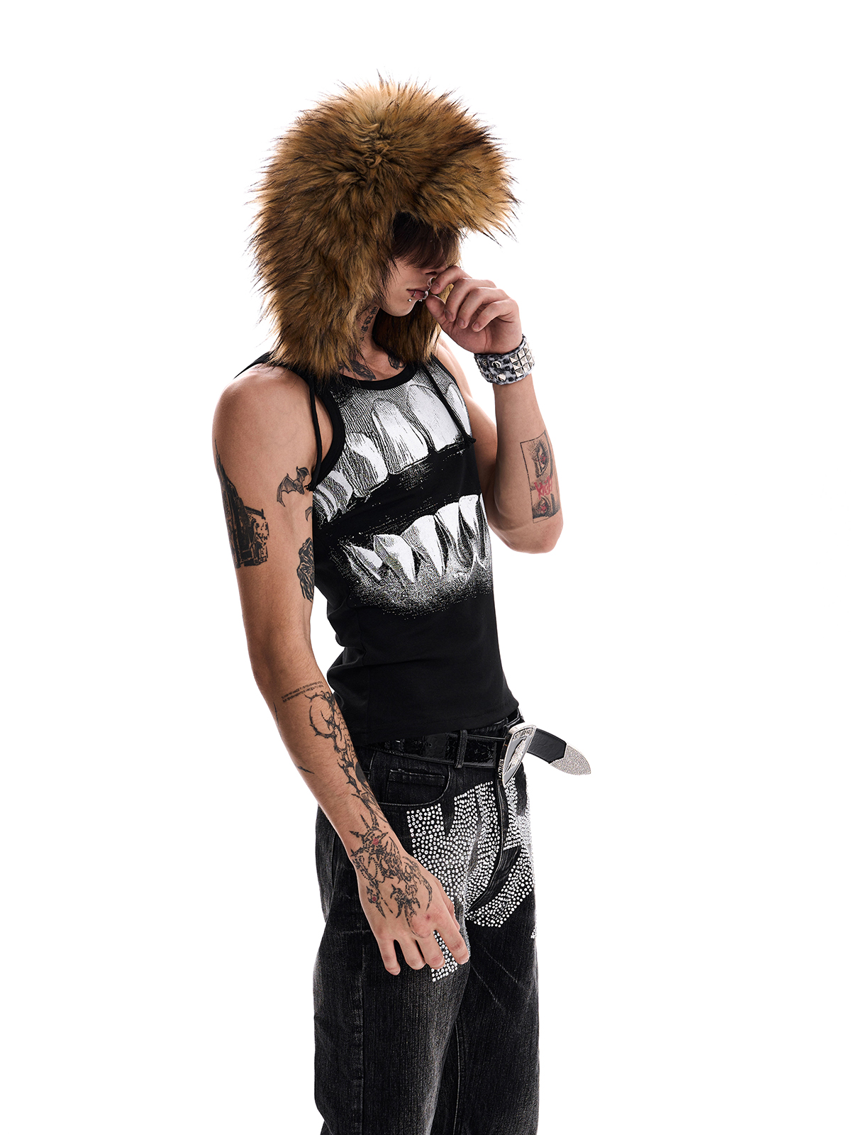 SILVER TEETH GRAPHIC TANK
