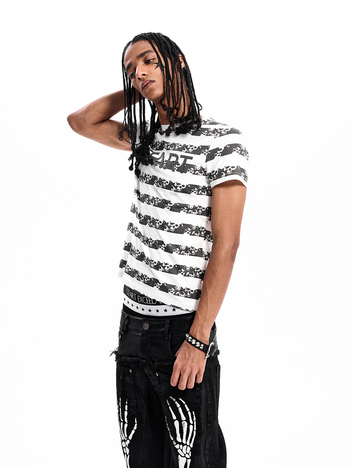 SKULL STRIPE RHINESTONE TEE