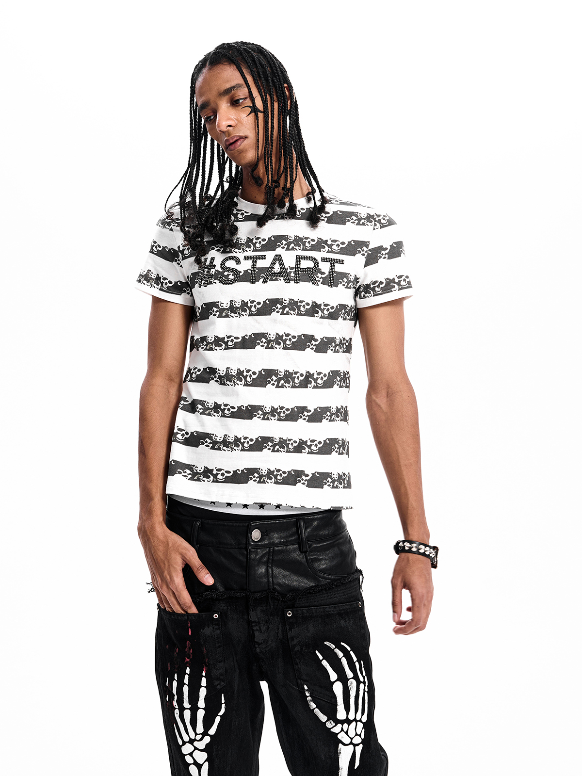 SKULL STRIPE RHINESTONE TEE