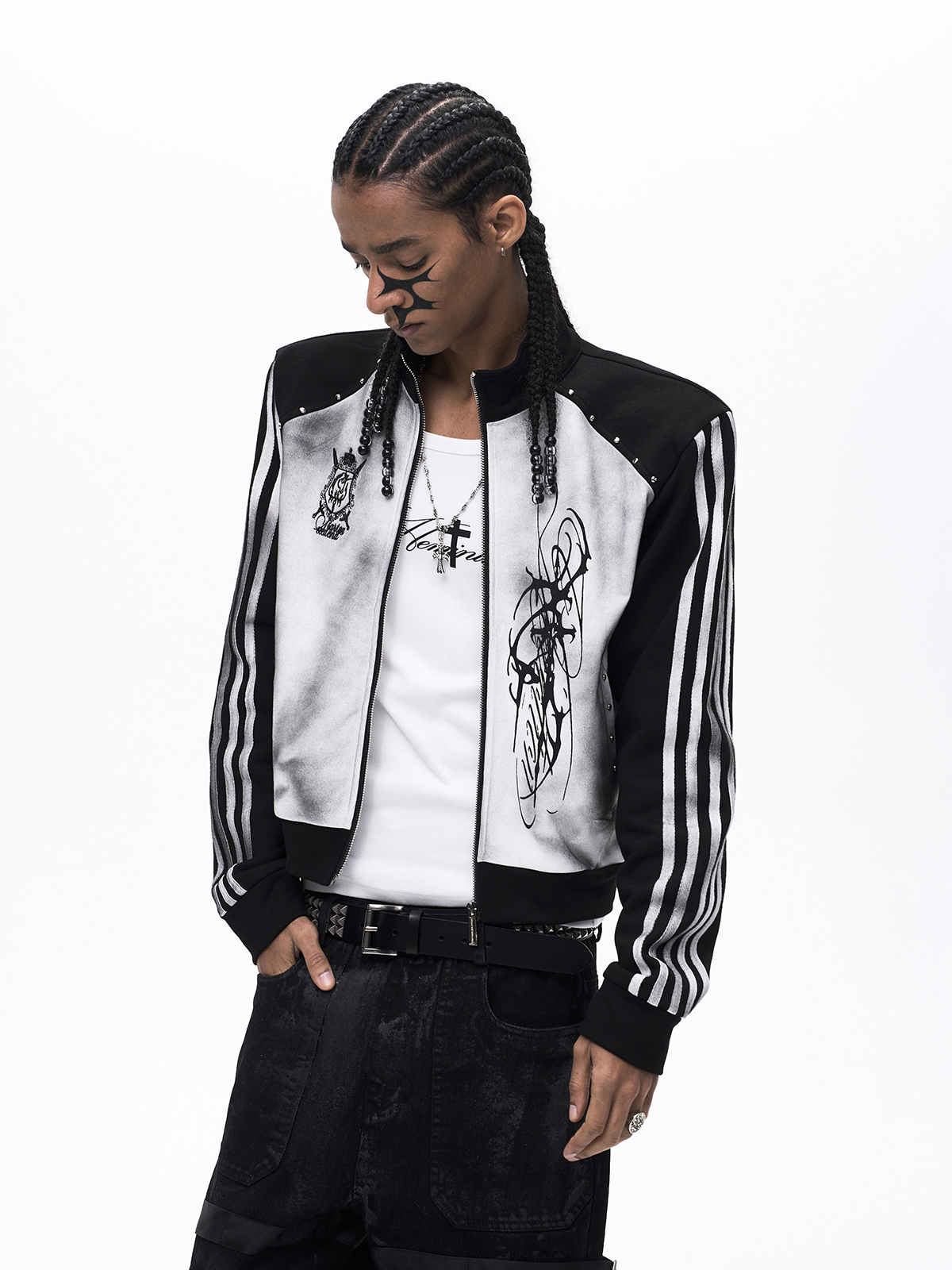 DIRT SPRAY DISTRESSED MOCK NECK ZIP-UP-DIRTY WHITE