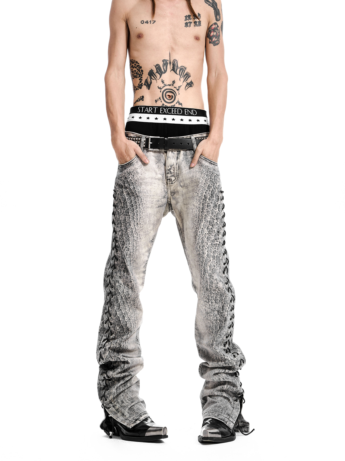 SNAKE PRINT LACE-UP STACKED JEANS
