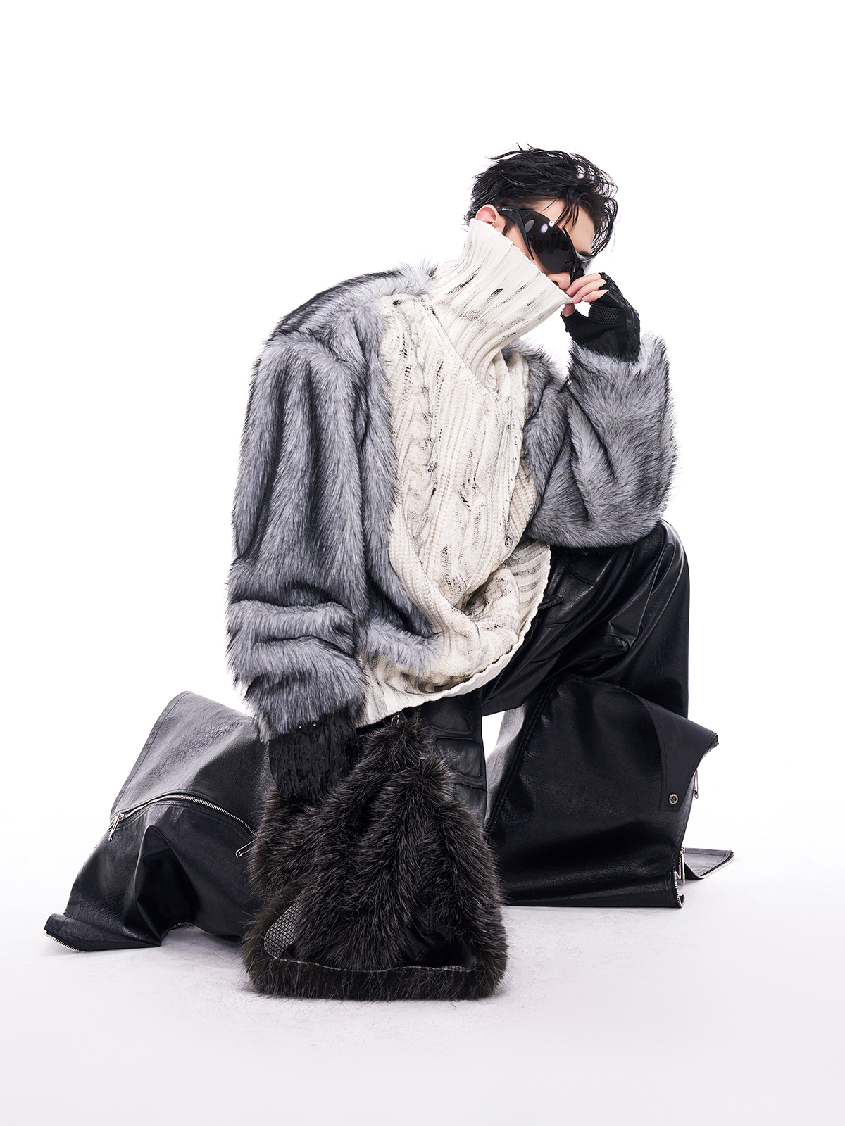 DIRTY WHITE KNIT & SILVER GREY FUR HYBRID PULLOVER-START EXCEED END