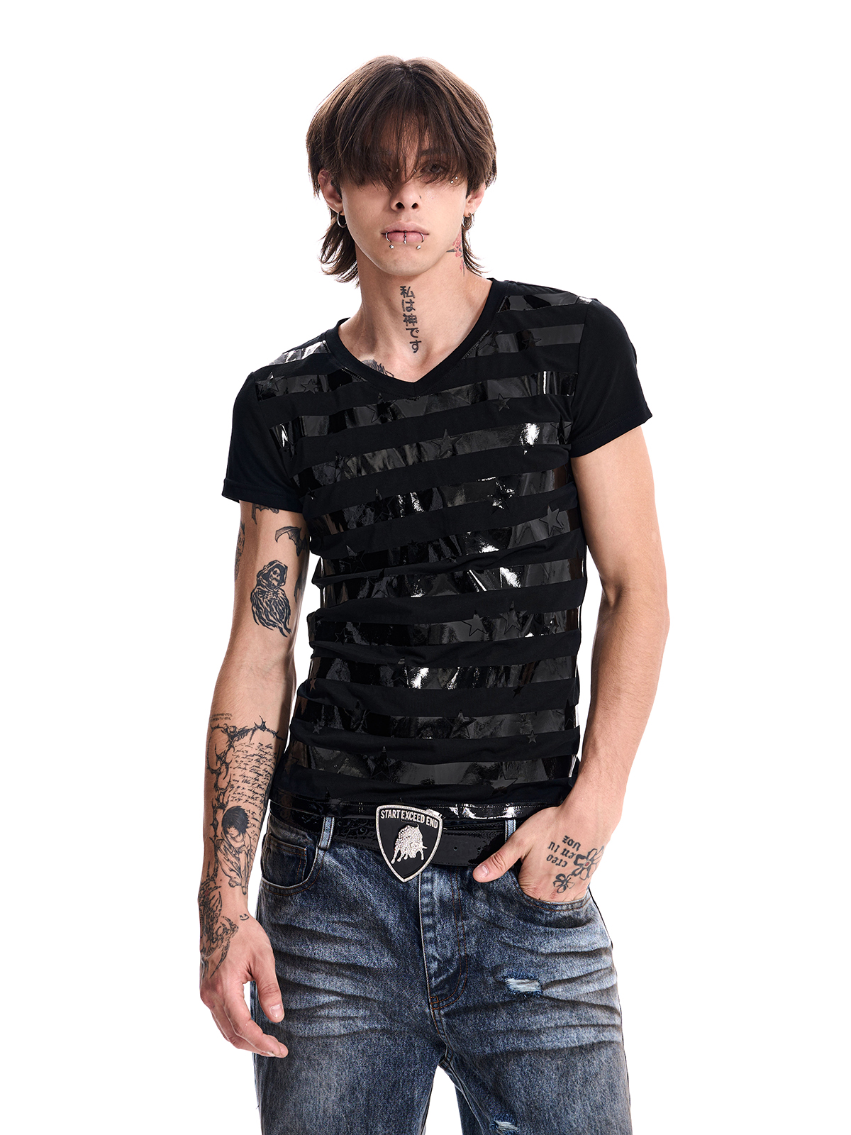 STAR STRIPED V-NECK TEE