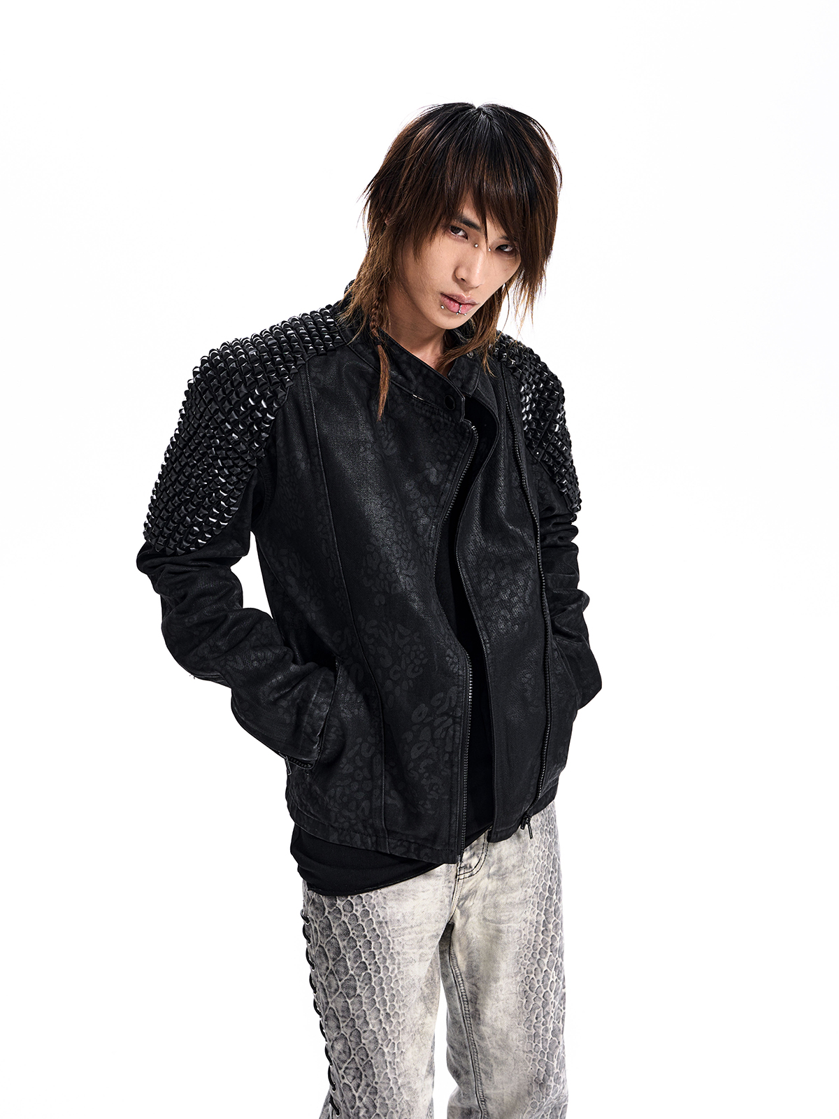 STUDDED SHOULDER DENIM MOTO JACKET