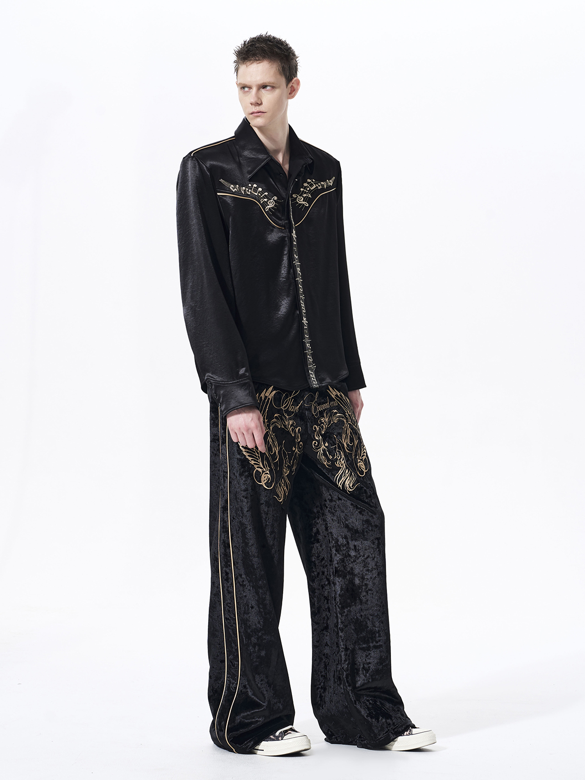 MUSICAL NOTE EMBROIDERED DRAPE SATIN SHIRT-BLACK