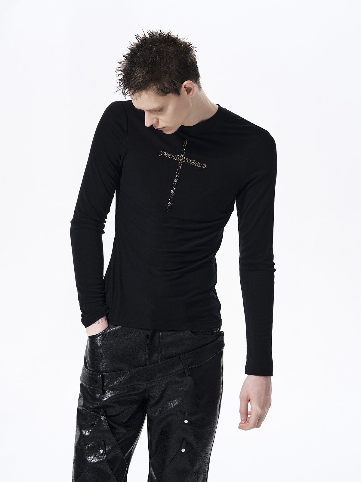 RHINESTONE CROSS LONG SLEEVE TEE