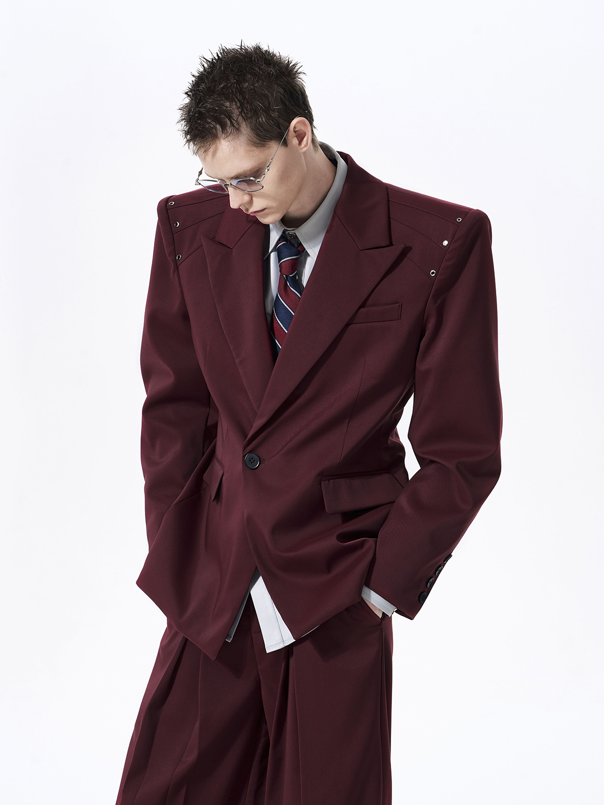 STRUCTURED CINCHED WAIST STUDDED SUIT SET-BURGUNDY