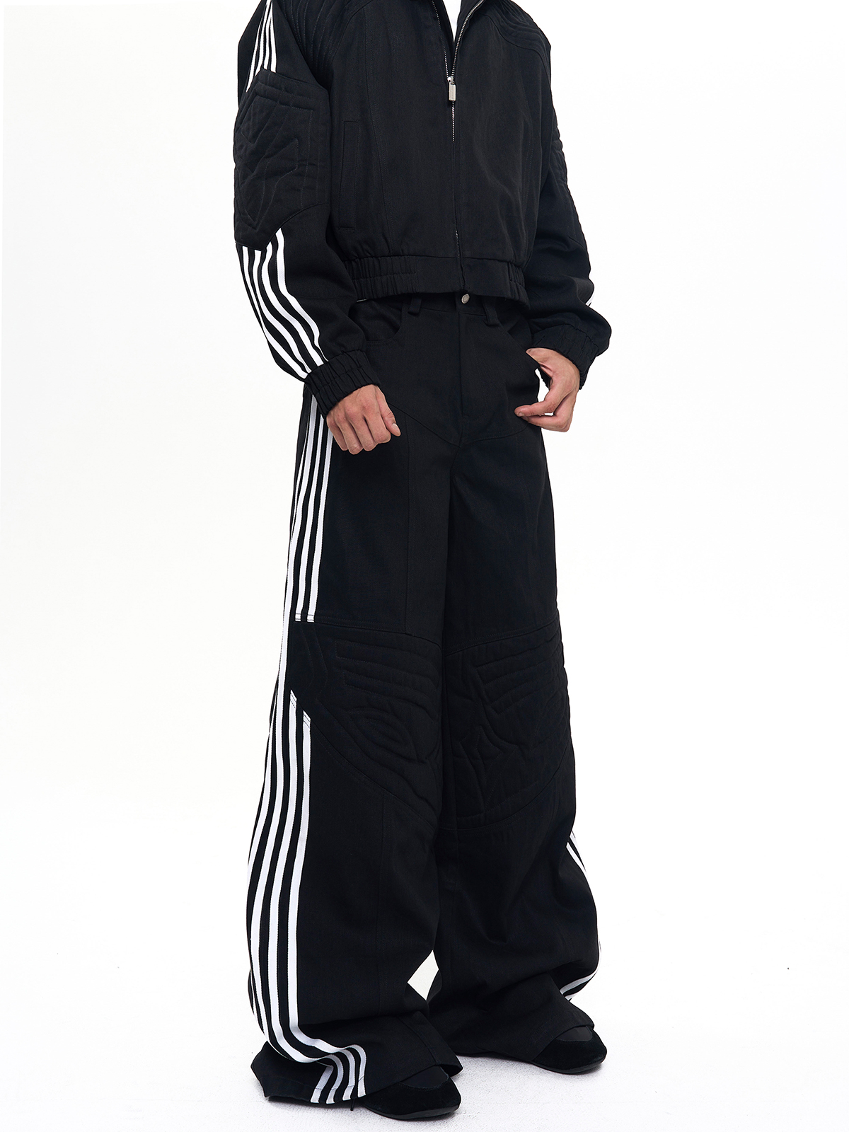 ARCHITECTURAL QUILTED STRUCTURE SET