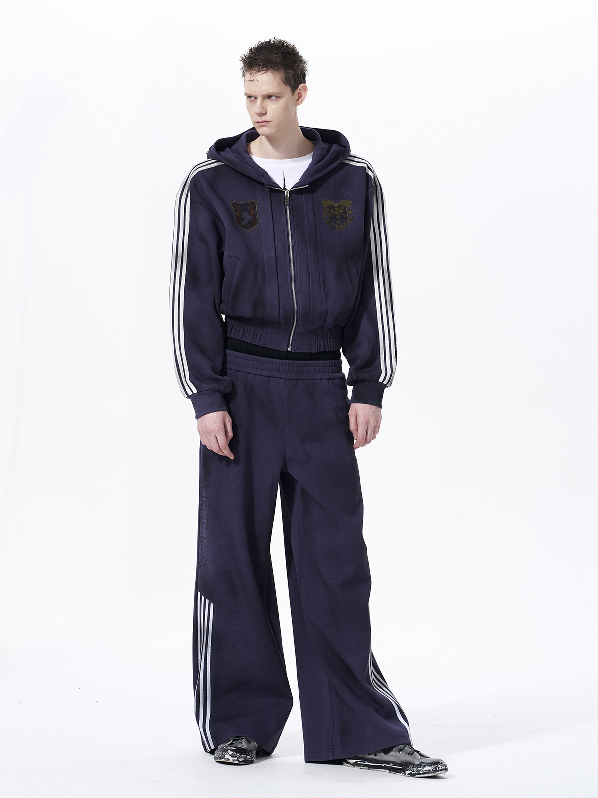 DISTRESSED MOTO BADGE 4-STRIPE TRACKSUIT SET-DEEP PURPLE
