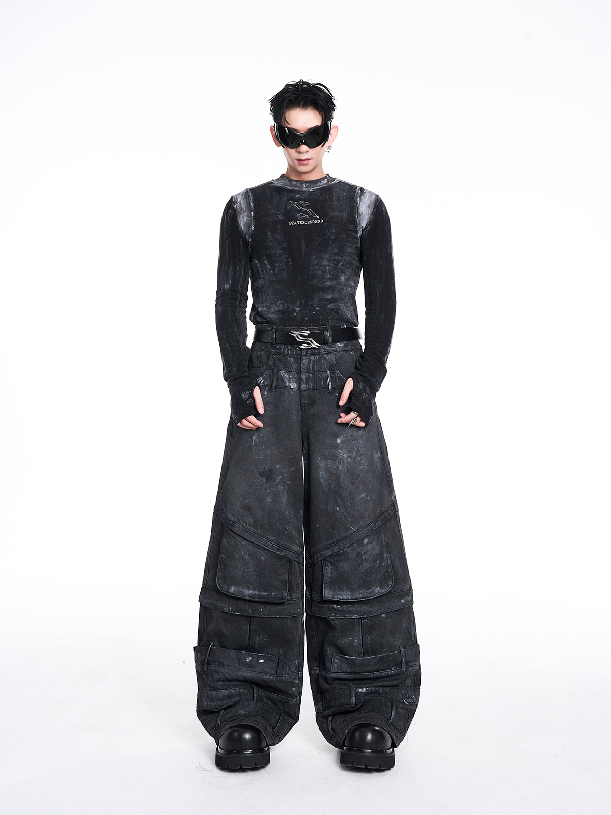 SHADOW ACID WASH MOCK NECK TEE-START EXCEED END