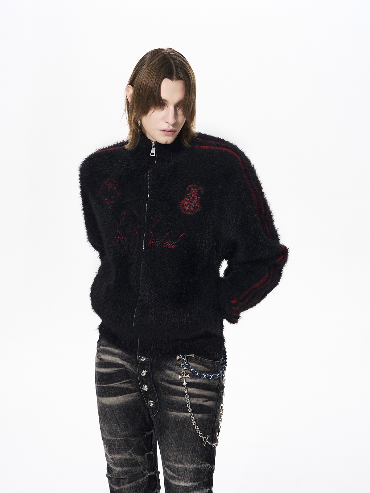 FUZZY CREST ZIP KNIT-BLACK