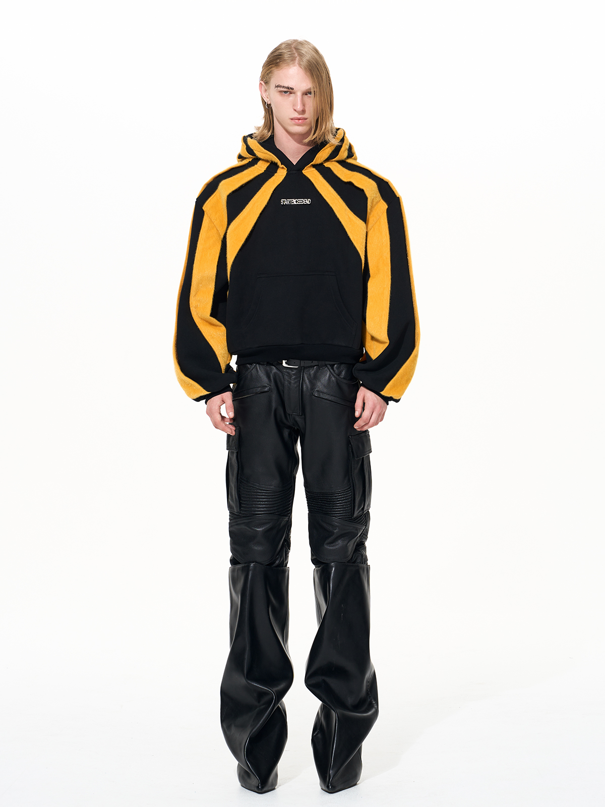 MIDNIGHT AMBER WEB CROPPED HOODIE