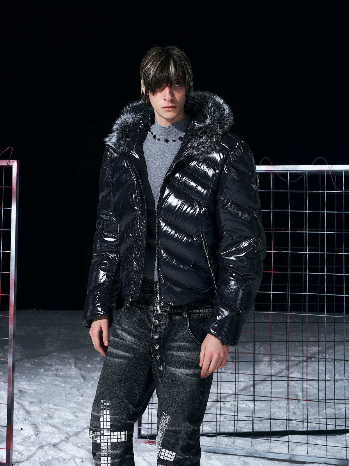 GLOSSY BLACK CHEVRON PUFFER WITH FAUX FUR HOOD