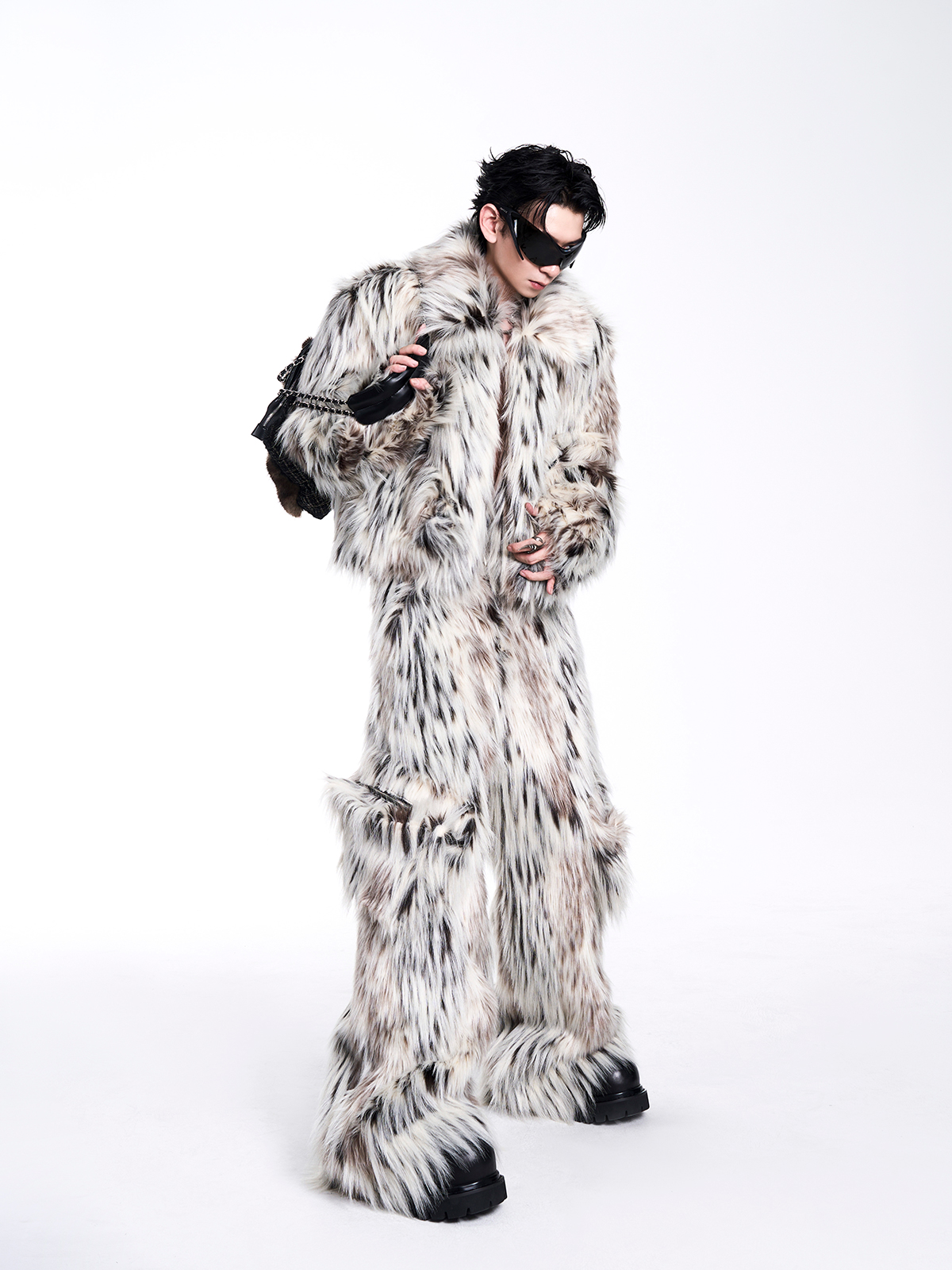 SNOW LEOPARD FAUX FUR SET-START EXCEED END