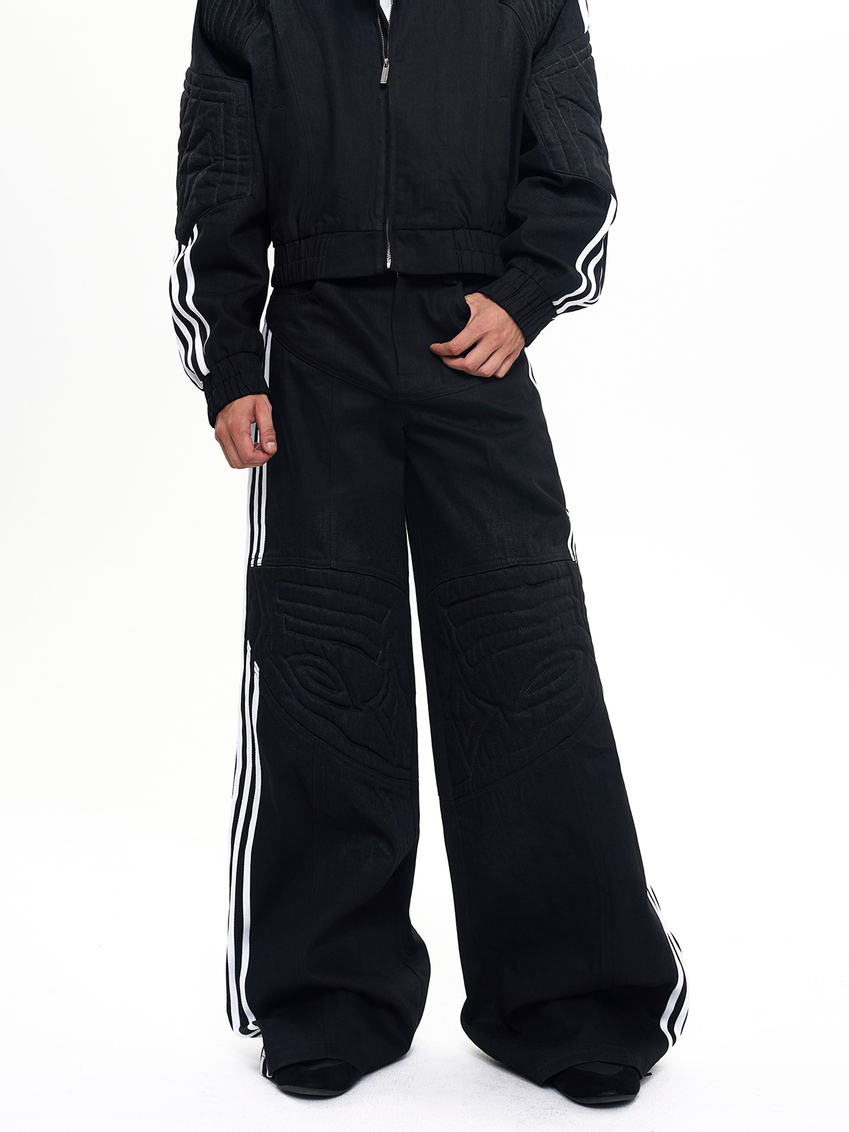 ARCHITECTURAL QUILTED STRUCTURE SET