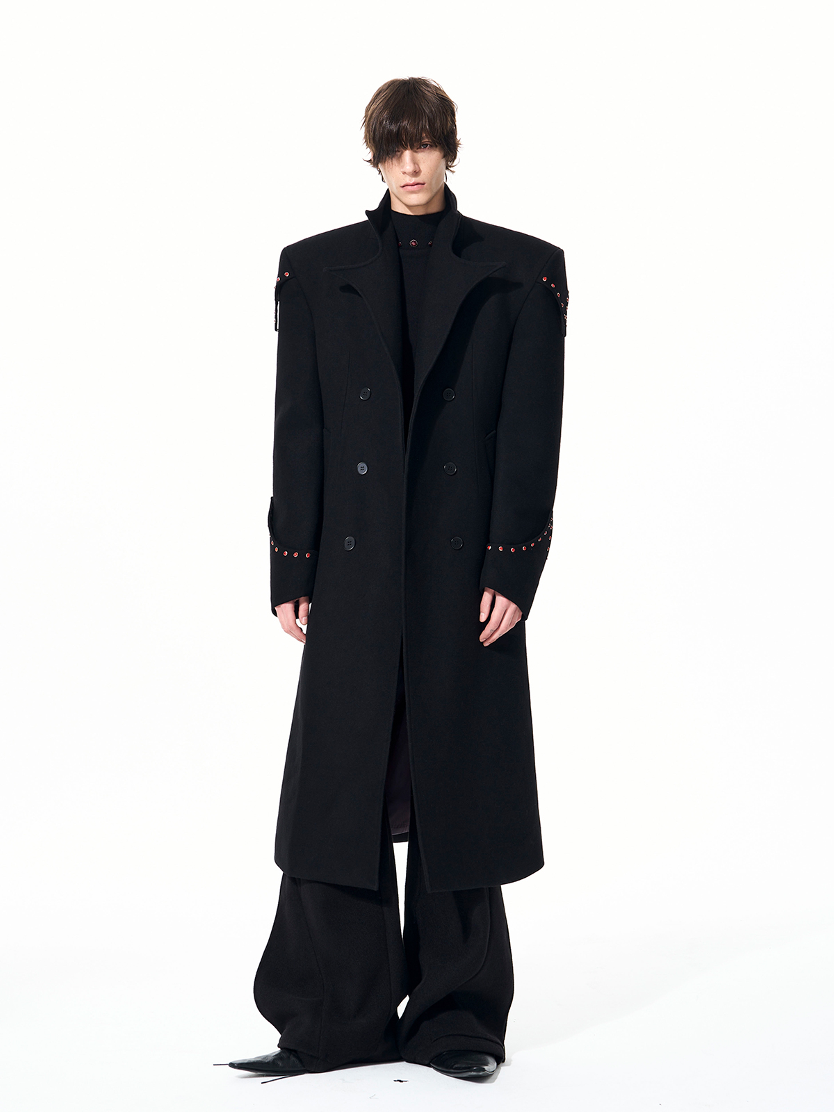 NOCTURNAL BLOOD-STUD STRUCTURED COAT