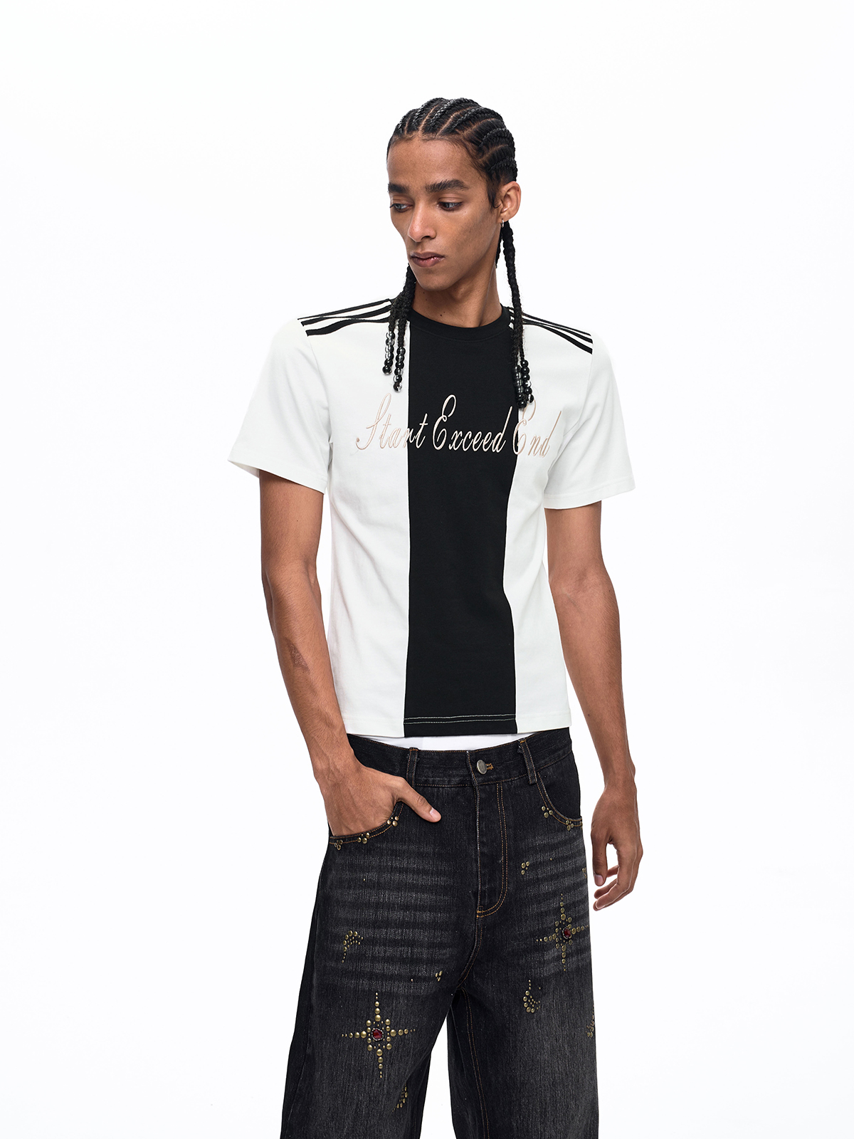 CURSIVE EMBROIDERY 3-STRIPE COLOR BLOCK TEE