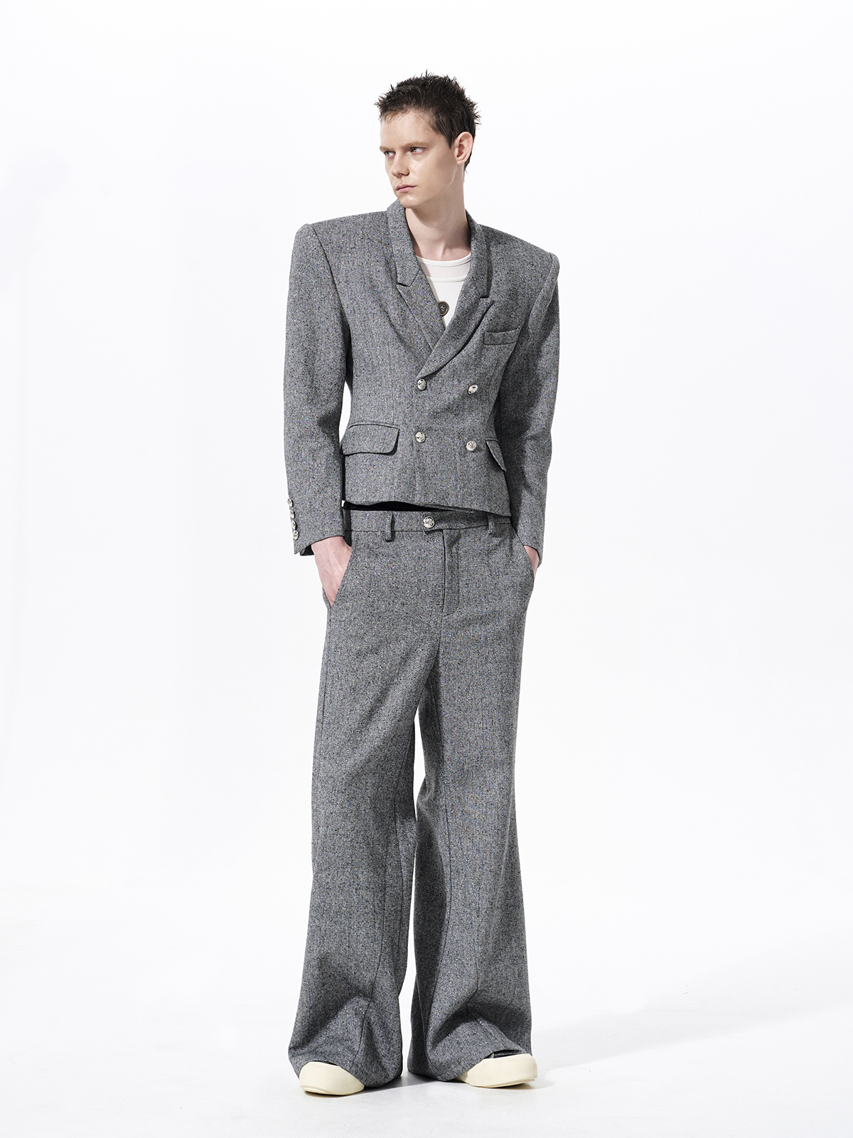 STRUCTURED CROPPED DOUBLE-BREASTED SUIT SET