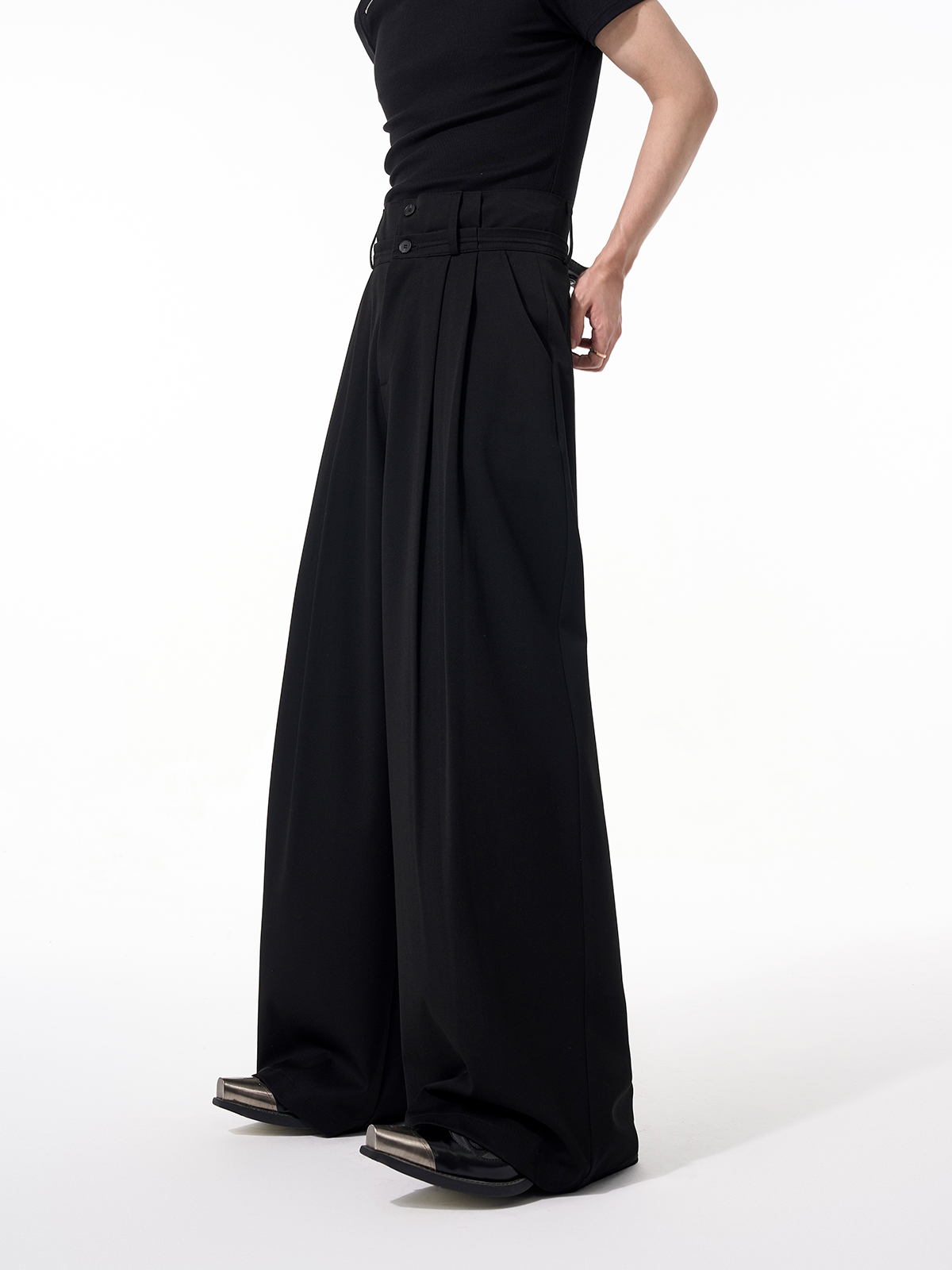 DOUBLE BUTTON PLEATED WIDE LEG TROUSERS-START EXCEED END