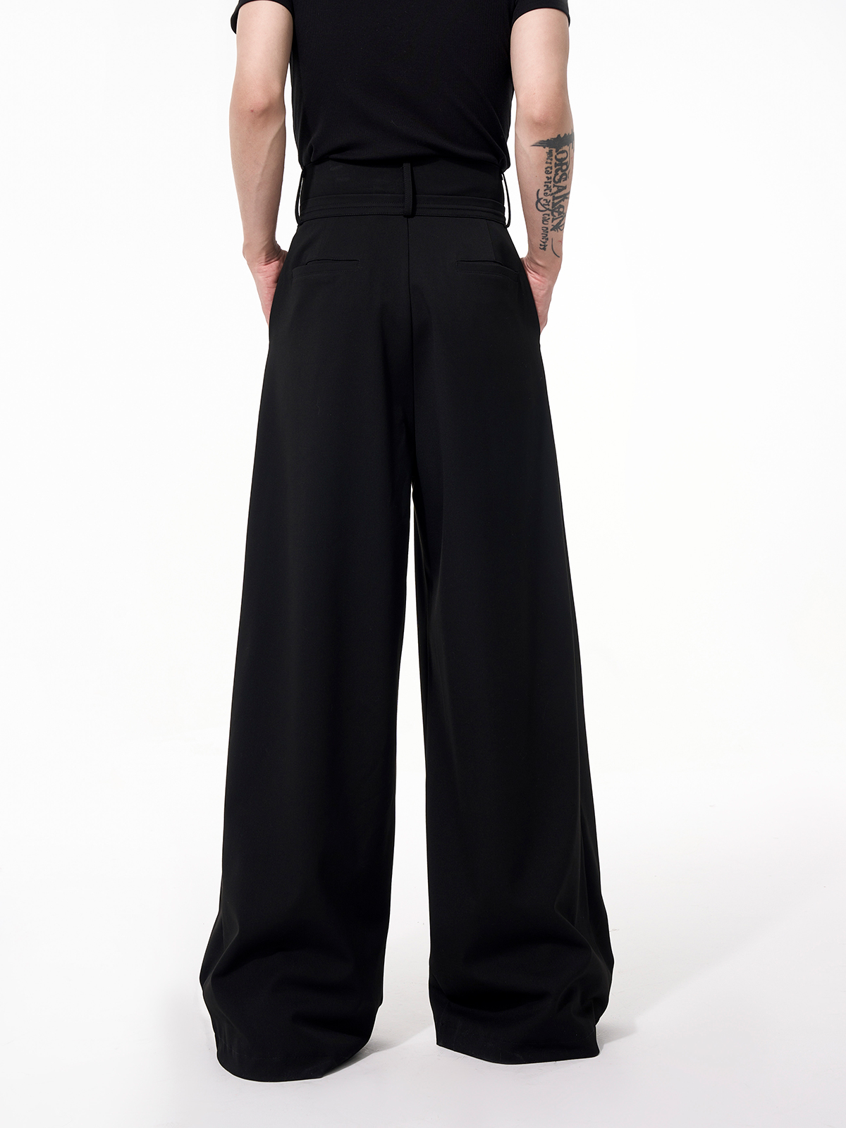 DOUBLE BUTTON PLEATED WIDE LEG TROUSERS-START EXCEED END