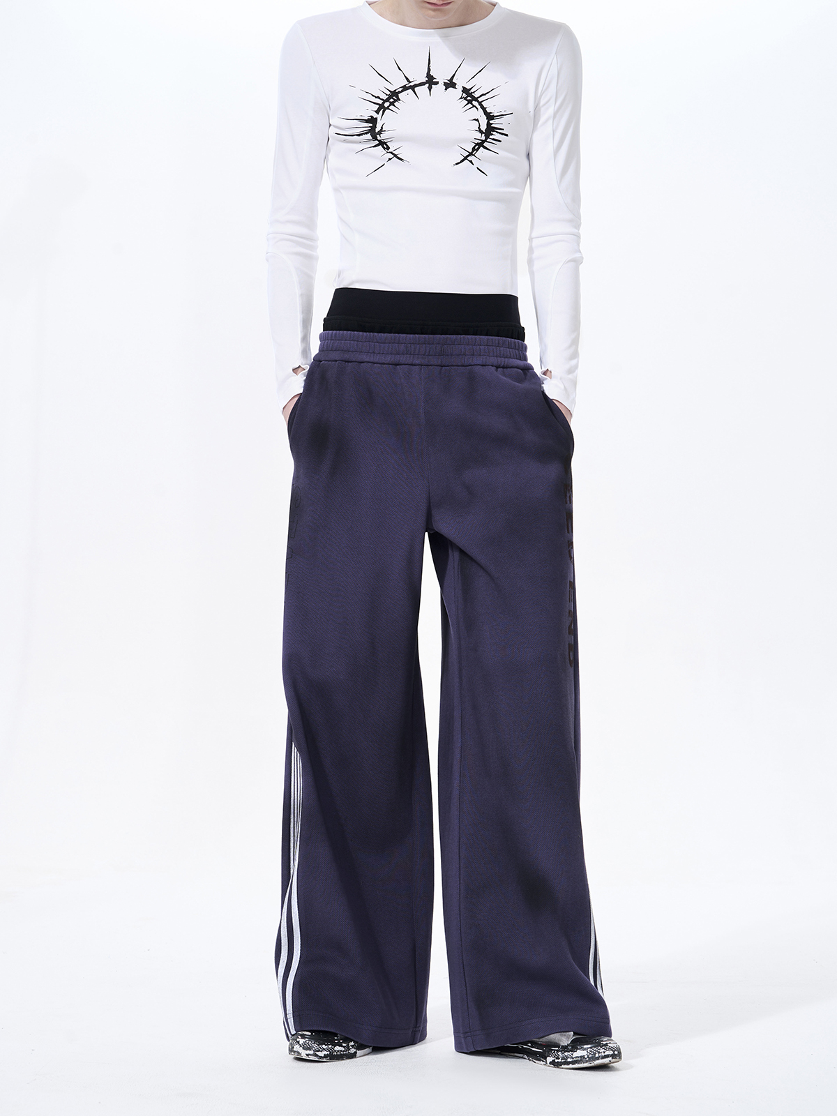 DISTRESSED MOTO BADGE 4-STRIPE TRACKSUIT SET-DEEP PURPLE