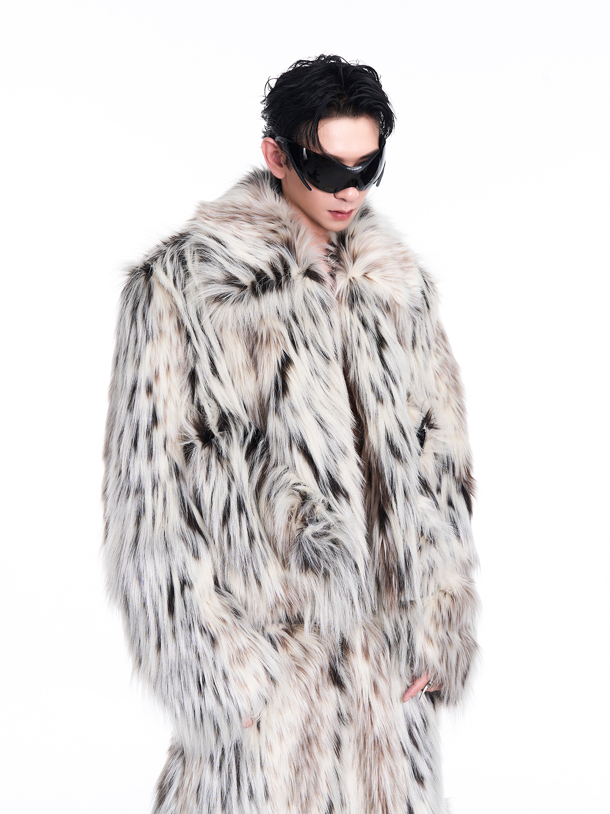 SNOW LEOPARD FAUX FUR SET-START EXCEED END