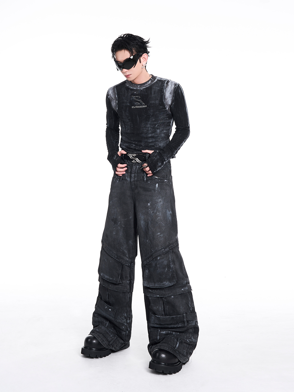 SHADOW ACID WASH MOCK NECK TEE-START EXCEED END