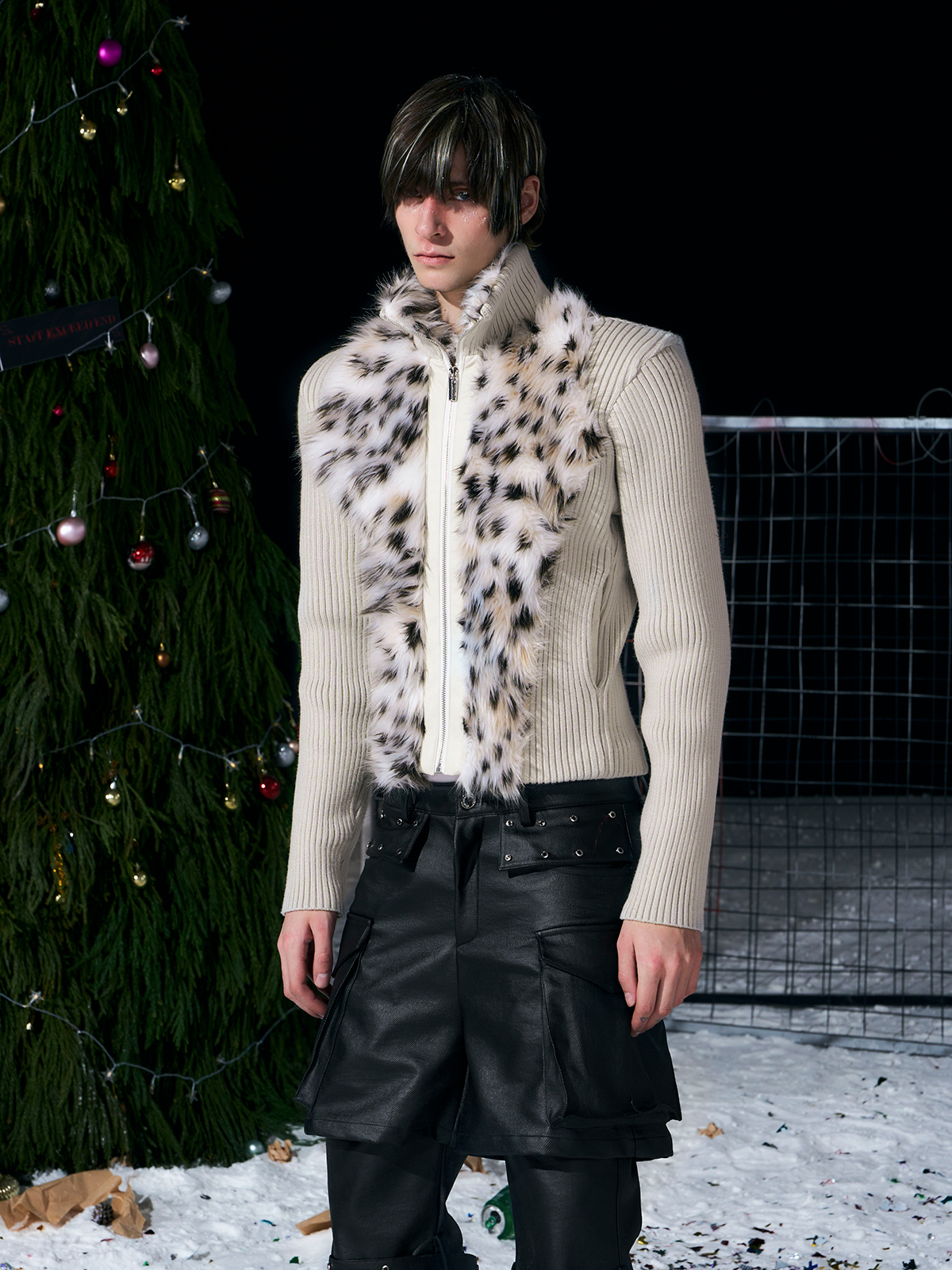 BEIGE LEOPARD FUR KNIT ZIP-UP