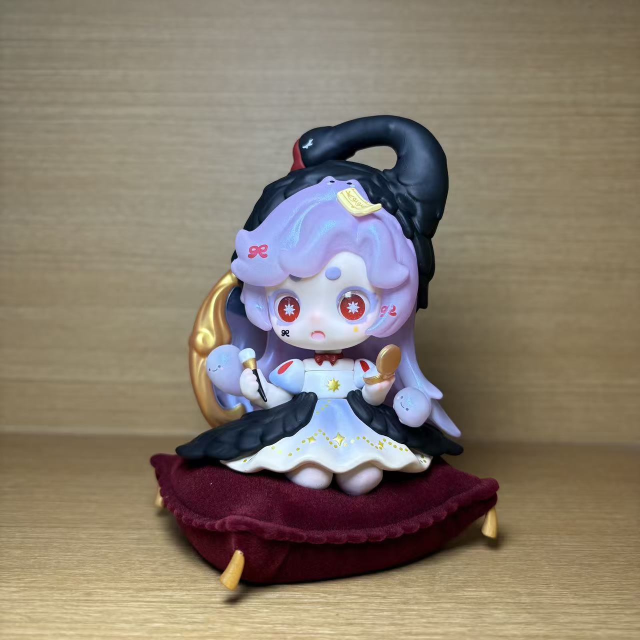 Customized figure chaching!