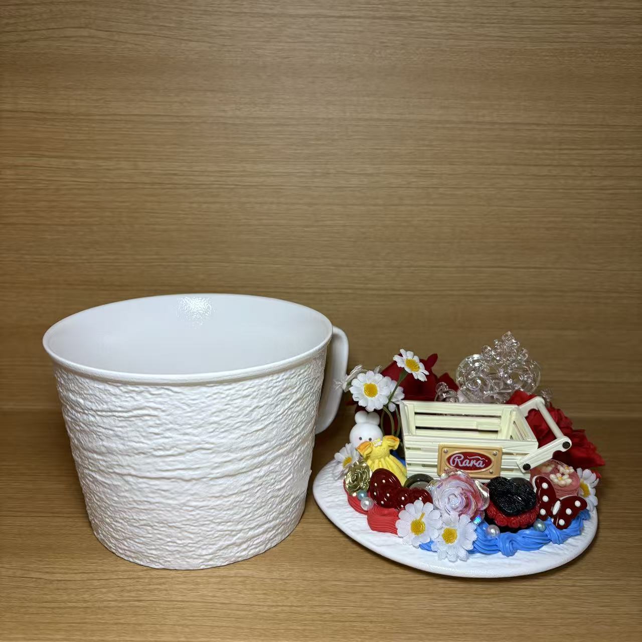 Surprise Noodle Bowl  box - wish is 1 Yoki bear!