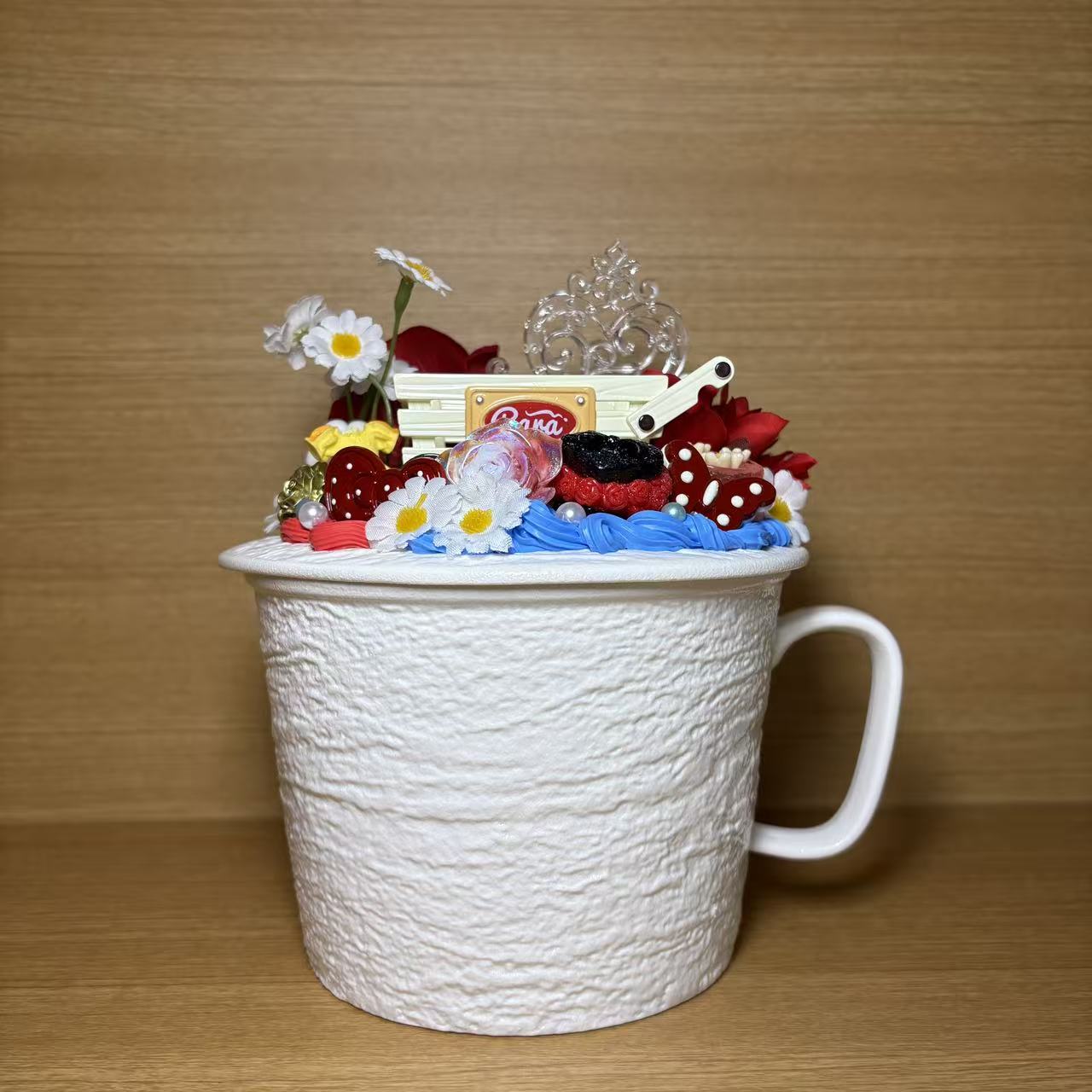 Surprise Noodle Bowl  box - wish is 1 Yoki bear!