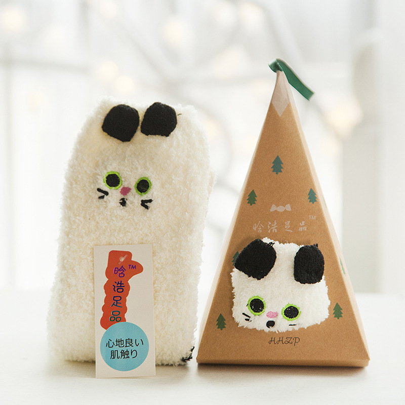 🔥Buy 3 Save $10🔥Buy 6 Save $20🔥Buy 9 Save $30🔥Coral Fleece Christmas Stockings – Cartoon Gift Triangle Box (Couples/Kids/Family) 🎄