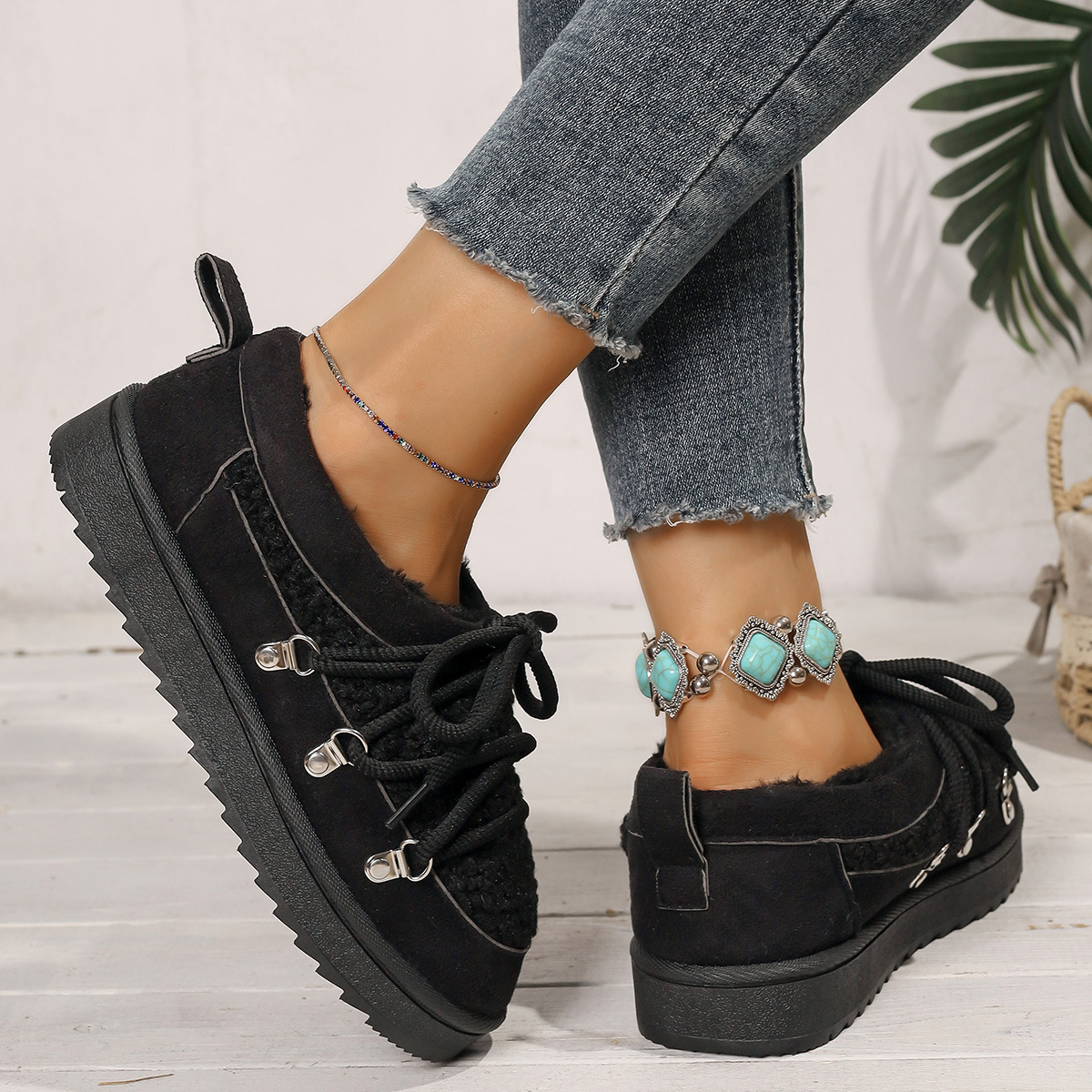 Women's Brown Faux Suede Fleece Lined Lace-Up Shoes – Cozy Winter Casual Flats for Outdoor, Travel and Cold Weather