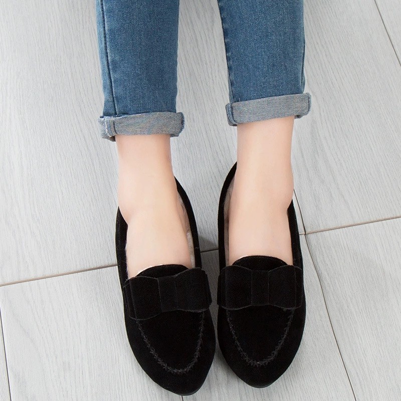 (⏳NOW ON: 70% OFF Sale! 🔥)Suede Plush Bowknot Flats for Women - Solid Winter Slip-On Loafers, Comfy Moccasins, Handsewn Pointed Toe, Height Increasing Shoes