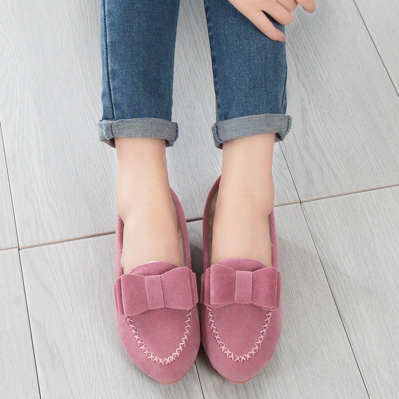 (⏳NOW ON: 70% OFF Sale! 🔥)Suede Plush Bowknot Flats for Women - Solid Winter Slip-On Loafers, Comfy Moccasins, Handsewn Pointed Toe, Height Increasing Shoes