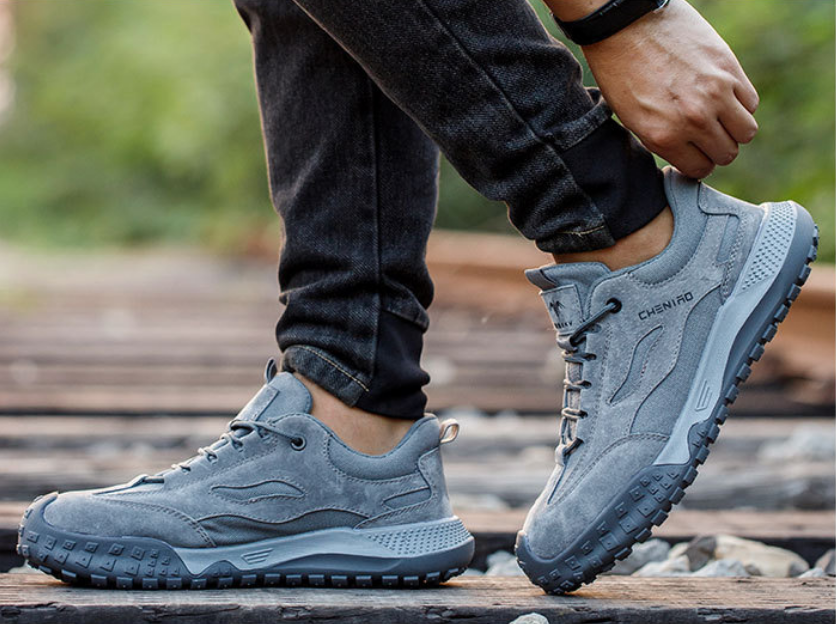 (⏰LAST DAY-70% OFF🛒)Anti-smashing, anti-piercing, insulating, breathable and wear- Reinforced Lightweight Safety Shoes