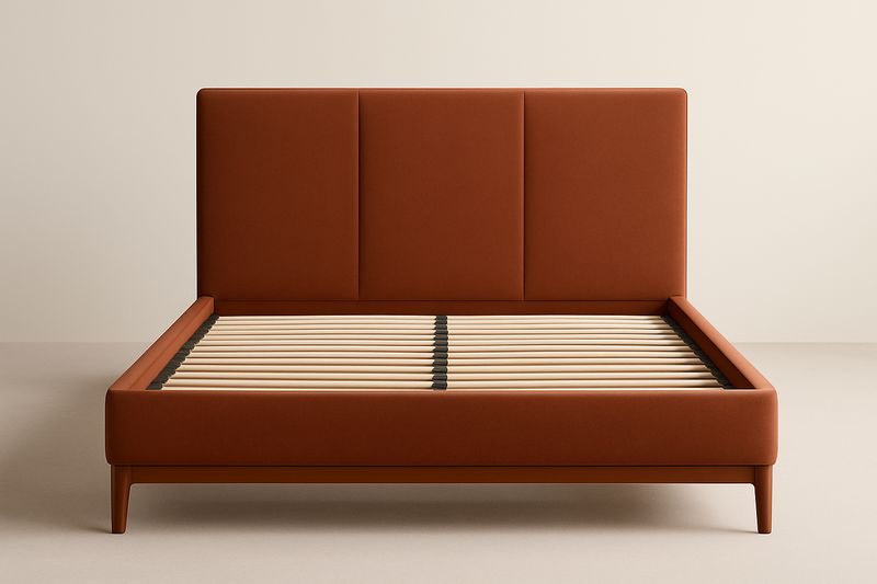 Letto matrimoniale in legno e ecopelle marrone