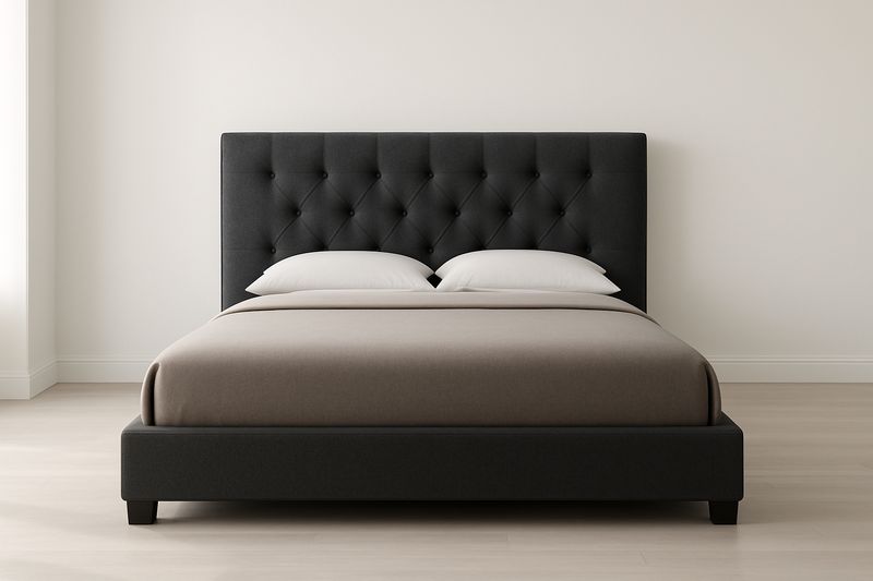 Letto matrimoniale in tessuto grigio con testiera capitonnè 200x160 cm
