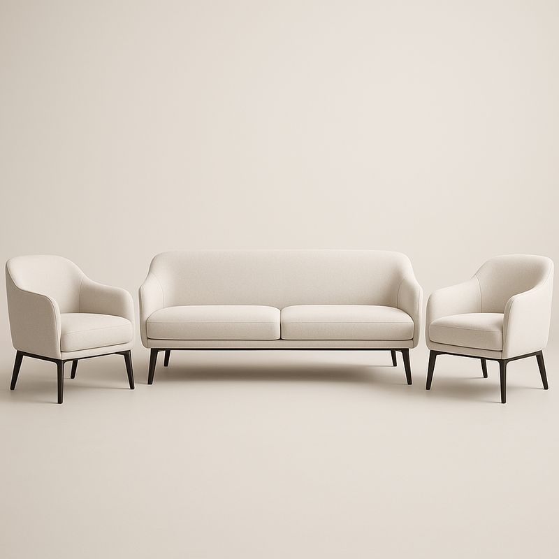 Set divano e poltrone in tessuto beige con gambe in legno