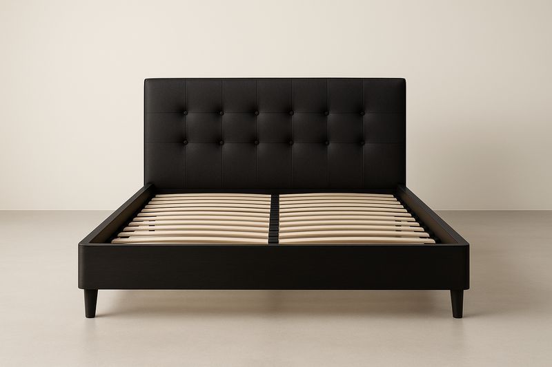 Letto Matrimoniale 200×160 cm in Legno Massello di Faggio con Doghe in Betulla e Testiera Trapuntata a Bottoni in PU Nero-Verdalorie