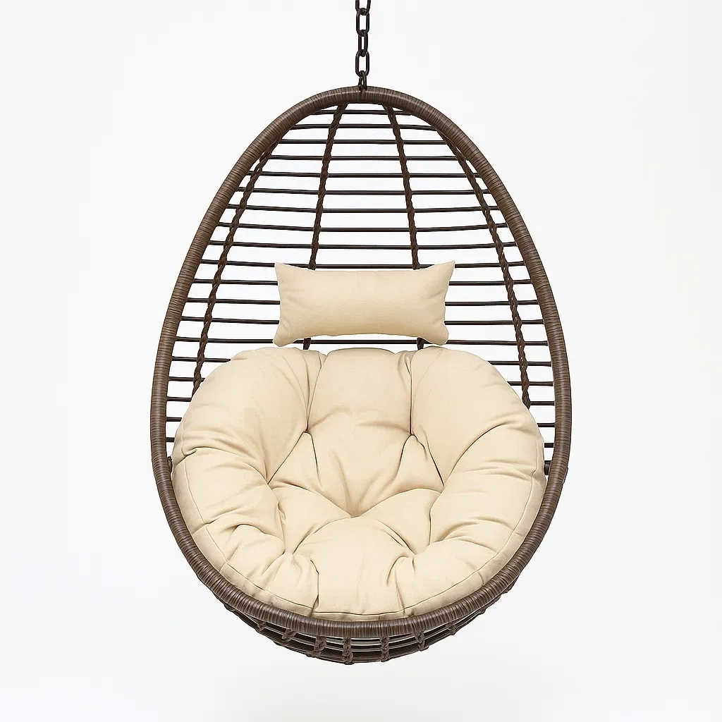 Poltrona Sospesa a Uovo in Rattan Sintetico Marrone con Cuscini Beige