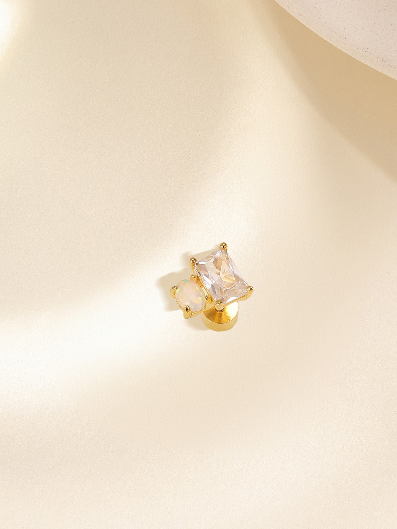 [Copy][Copy][Copy][Copy]925 Opal Flat-head Threaded Cartilage Piercing Earring